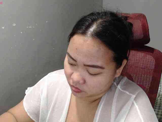 BubbleButtPinay webcam