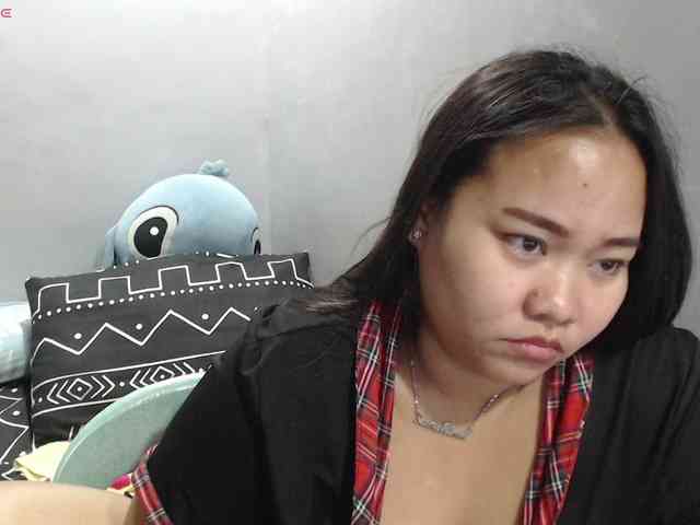 BubbleButtPinay webcam