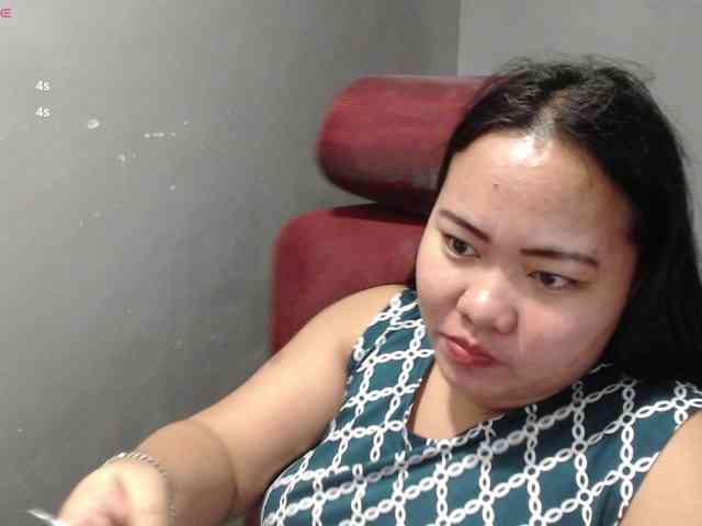 BubbleButtPinay webcam