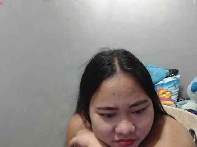 BubbleButtPinay webcam