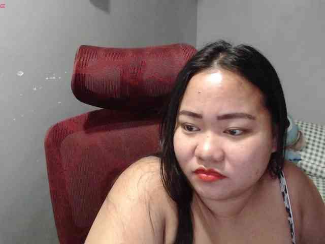 BubbleButtPinay webcam