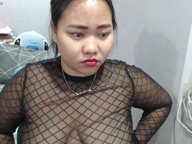 BubbleButtPinay webcam
