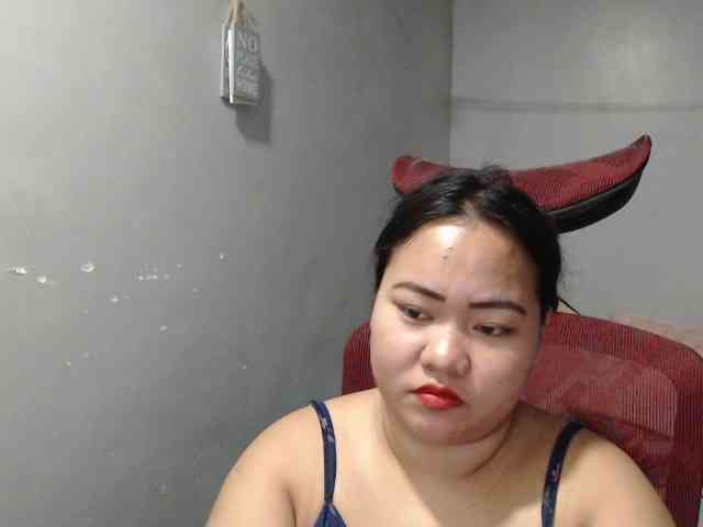 BubbleButtPinay webcam