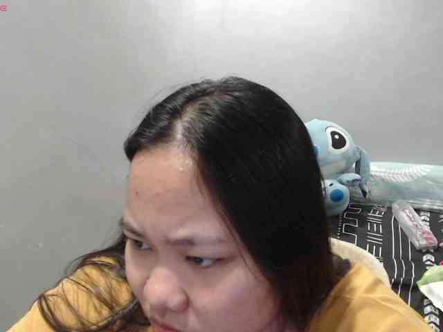 BubbleButtPinay webcam