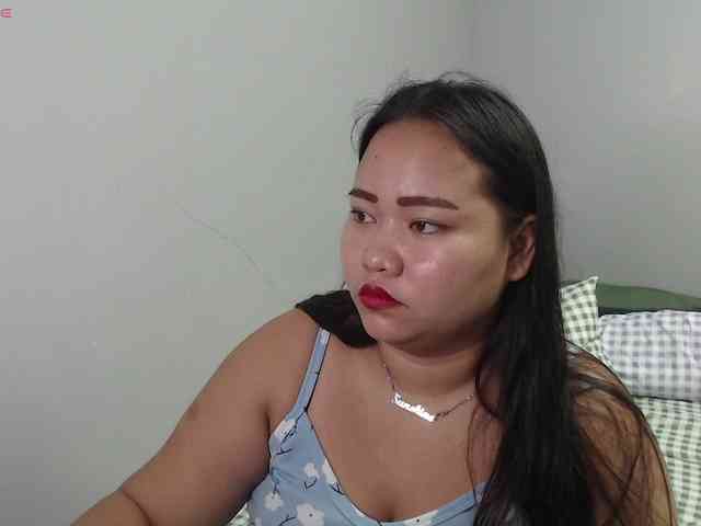 BubbleButtPinay webcam