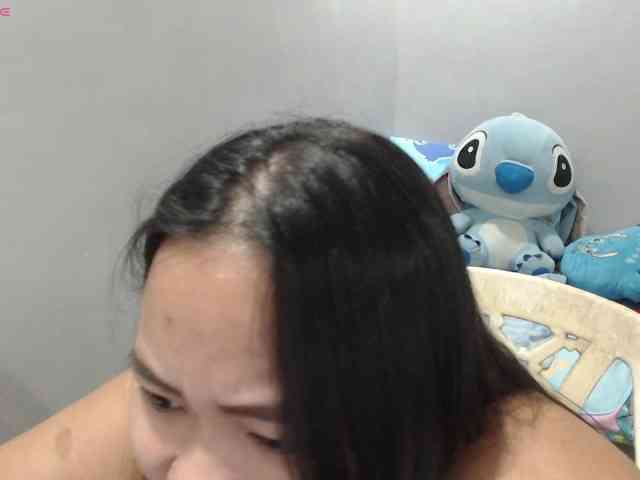 BubbleButtPinay webcam