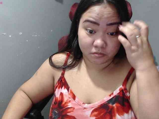 BubbleButtPinay webcam