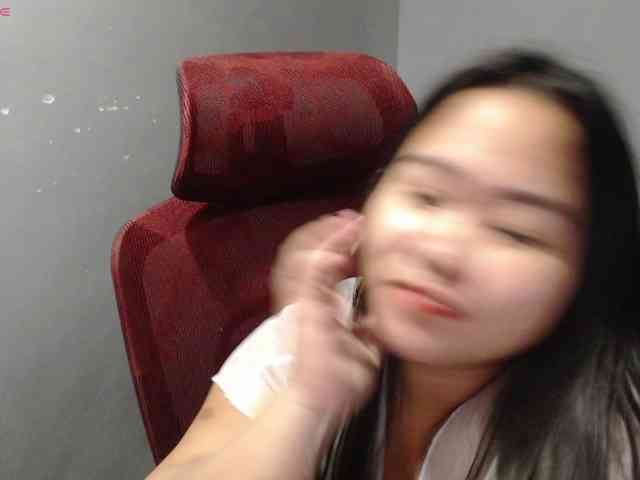 BubbleButtPinay webcam