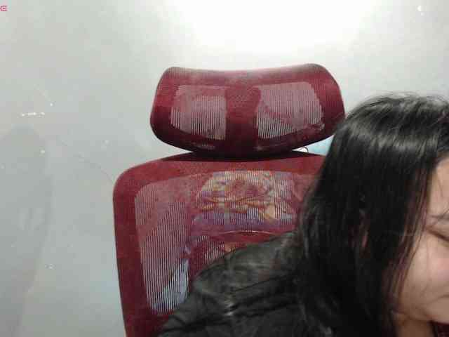 BubbleButtPinay webcam