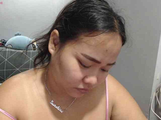 BubbleButtPinay webcam
