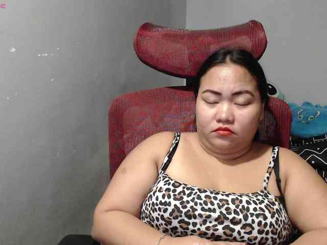 BubbleButtPinay webcam