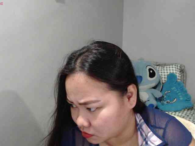 BubbleButtPinay webcam