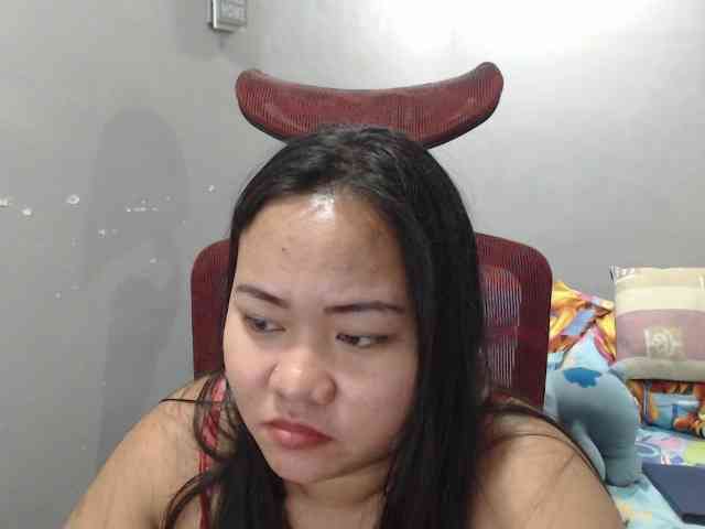 BubbleButtPinay webcam