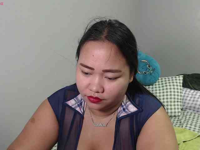 BubbleButtPinay webcam