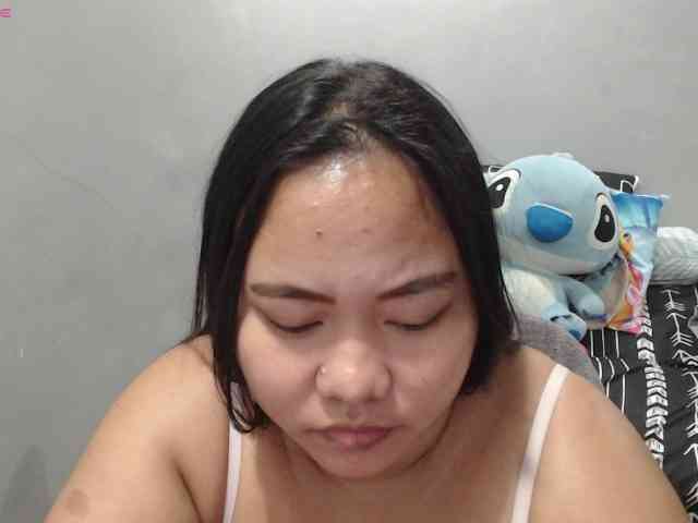 BubbleButtPinay webcam