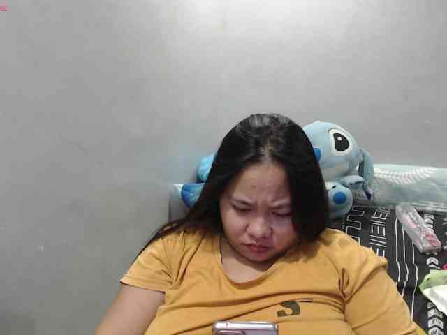 BubbleButtPinay webcam