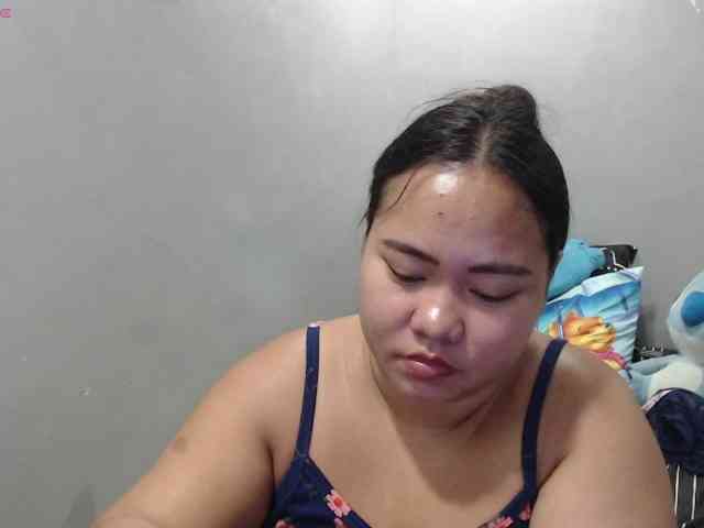 BubbleButtPinay webcam