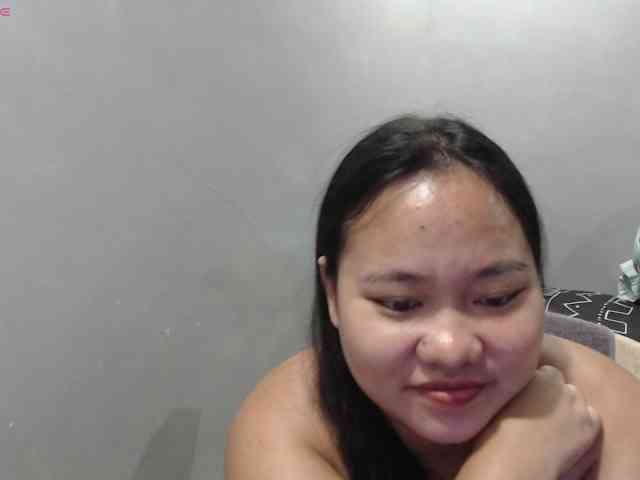 BubbleButtPinay webcam