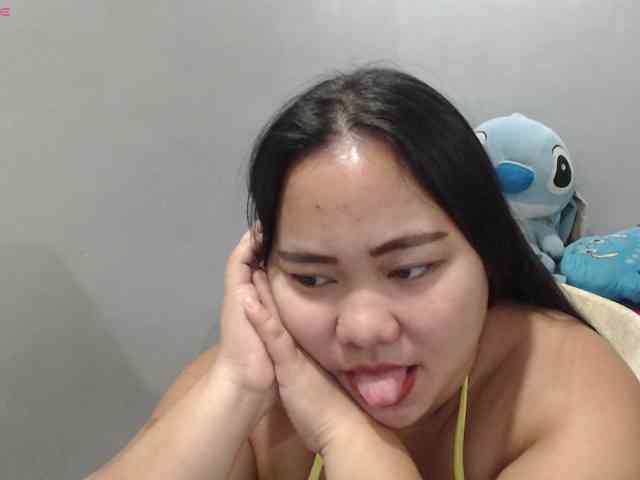 BubbleButtPinay webcam
