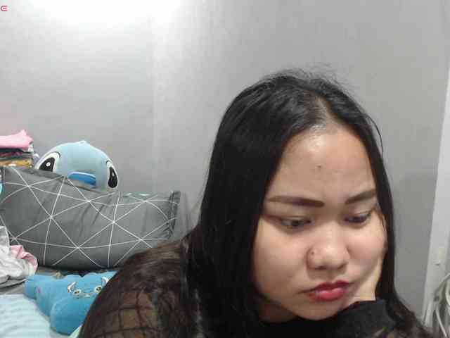 BubbleButtPinay webcam