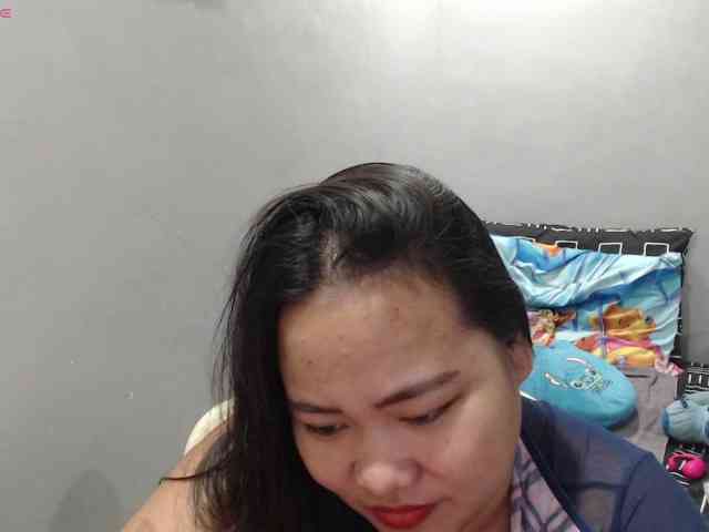 BubbleButtPinay webcam