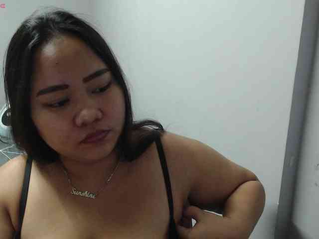 BubbleButtPinay webcam