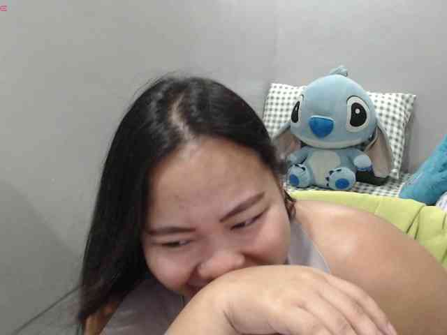BubbleButtPinay webcam