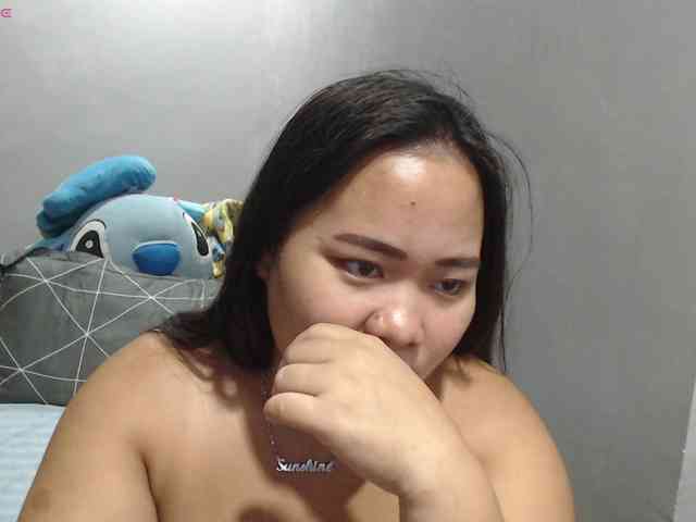 BubbleButtPinay webcam