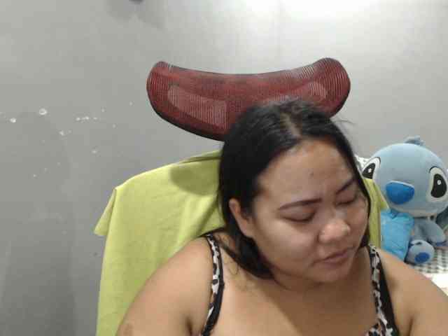 BubbleButtPinay webcam