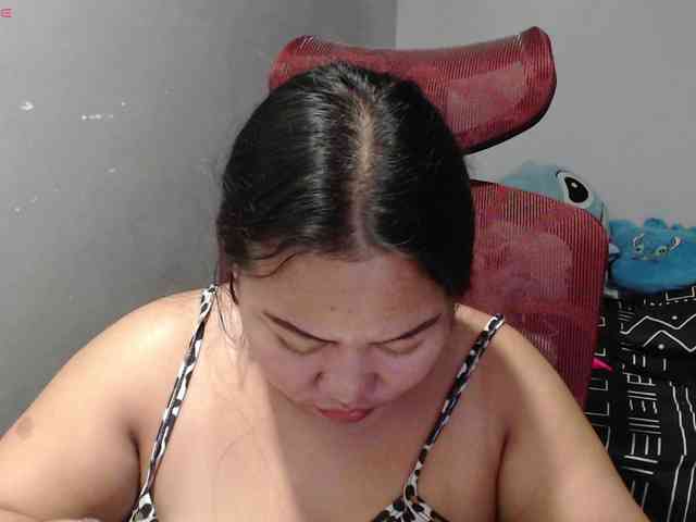 BubbleButtPinay webcam