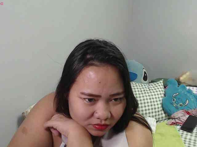 BubbleButtPinay webcam