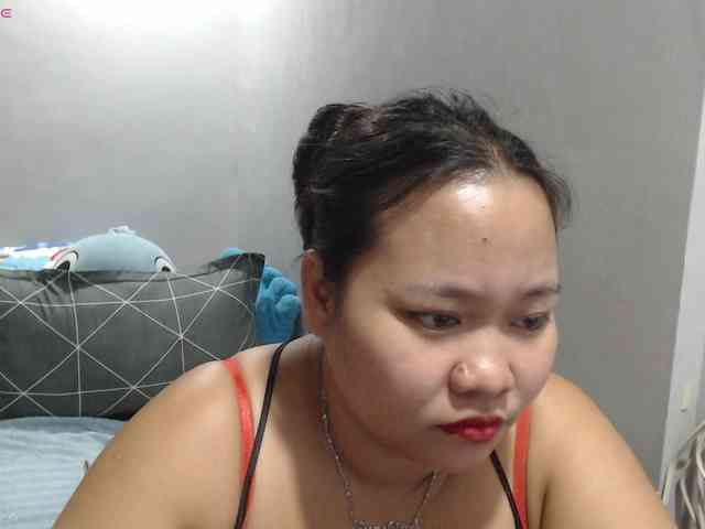 BubbleButtPinay webcam