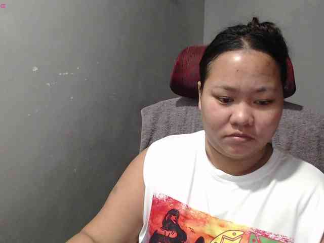 BubbleButtPinay webcam