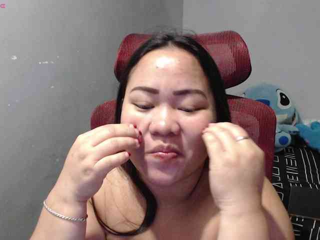 BubbleButtPinay webcam