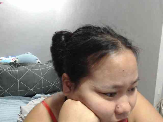 BubbleButtPinay webcam