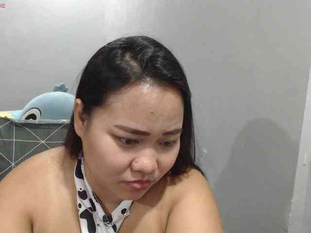 BubbleButtPinay webcam