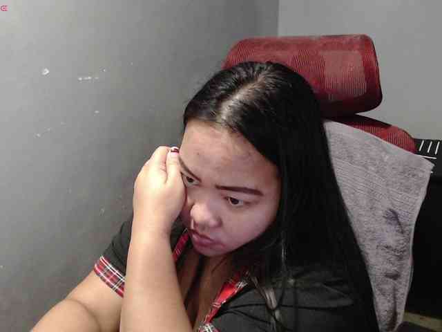 BubbleButtPinay webcam