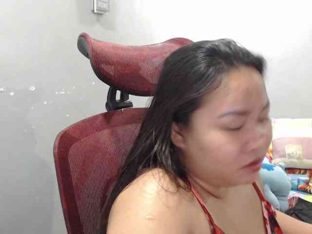 BubbleButtPinay webcam