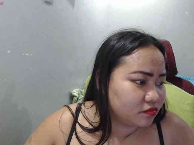 BubbleButtPinay webcam