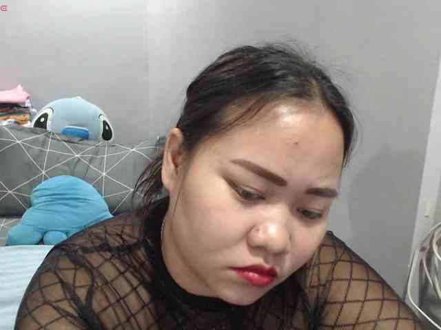 BubbleButtPinay webcam