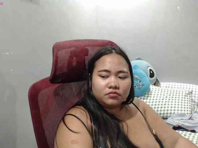 BubbleButtPinay webcam