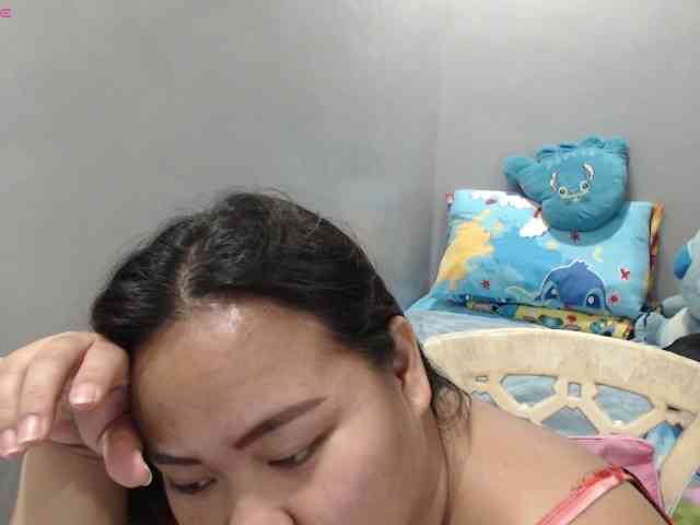 BubbleButtPinay webcam