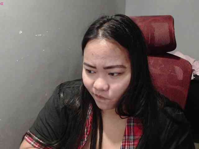 BubbleButtPinay webcam