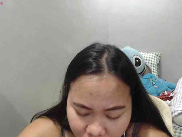 BubbleButtPinay webcam