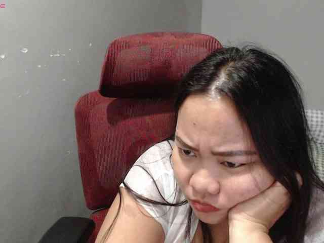 BubbleButtPinay webcam