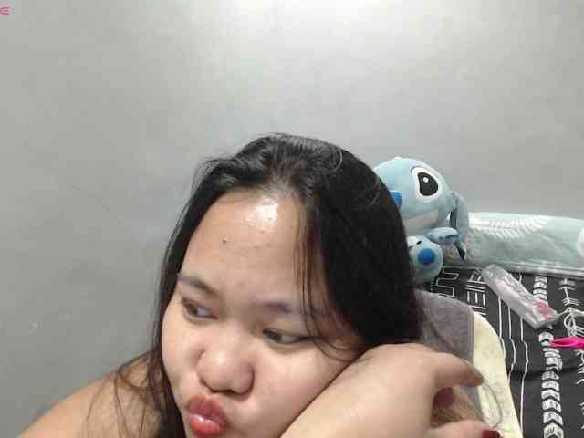 BubbleButtPinay webcam