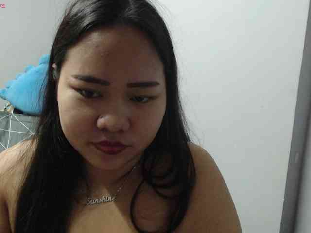 BubbleButtPinay webcam