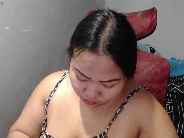 BubbleButtPinay webcam