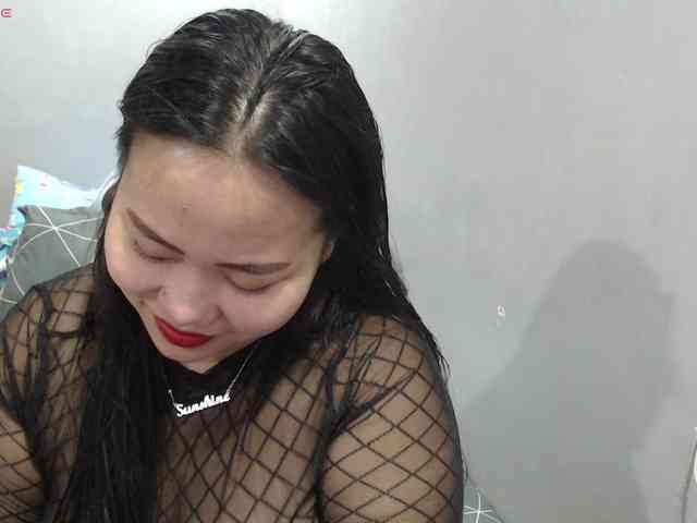 BubbleButtPinay webcam