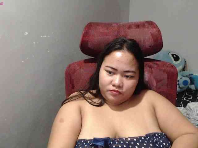 BubbleButtPinay webcam